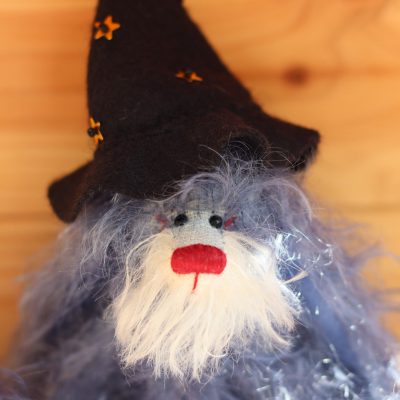 A.L. Grumble-Ohr in blue